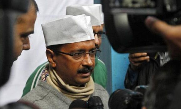 केजरीवाल के सलाहकार वीके जैन हिरासत में, मुख्य सचिव को फोन कर बैठक में बुलाया था