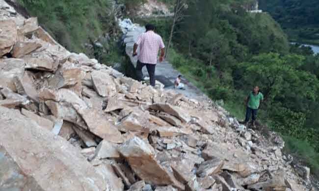 उत्तराखंड में अगले 24 घंटे भारी बारिश की चेतावनी