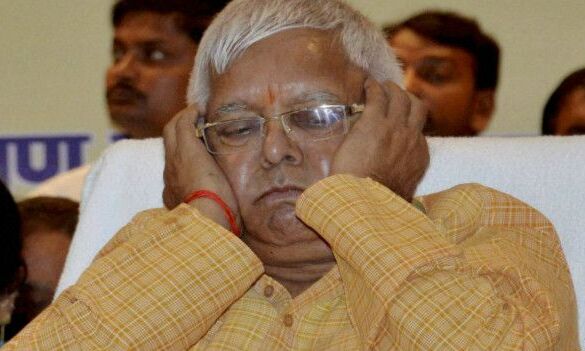 चारा घोटाला: थोड़ी देर में आएगा फैसला, लालू कोर्ट के लिए निकले