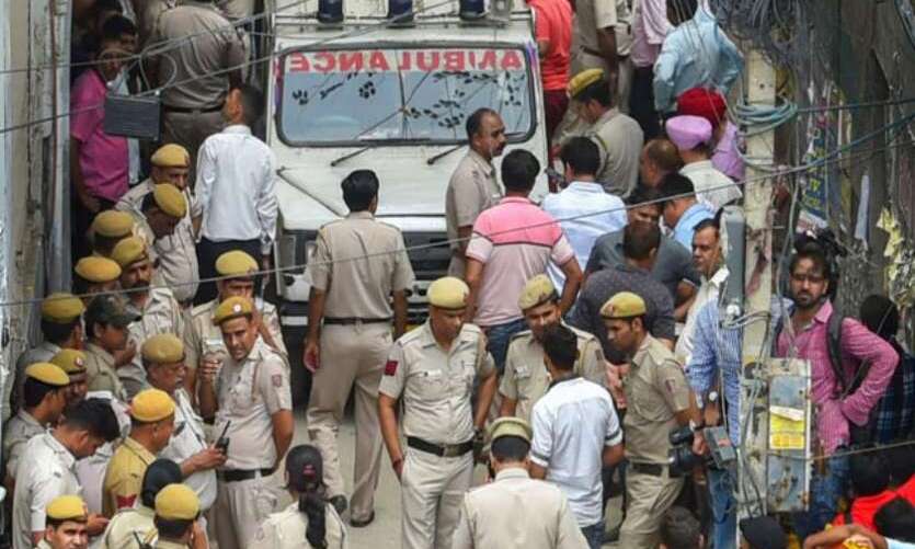 बुराड़ी डेथ: इन सवालों के इर्द-गिर्द घूम रही है दिल्ली की 11 मौतें