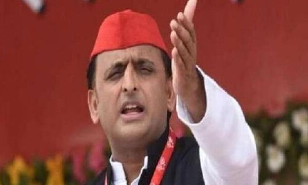 अखिलेश यादव ने प्रधानमंत्री के दौरे में किया वादों को बताया झूठा