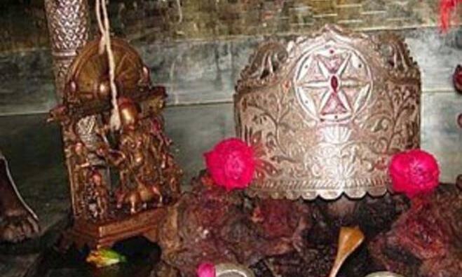 इस मंदिर में सोने से होती है, बड़ी समस्या दूर महिलाओं की...