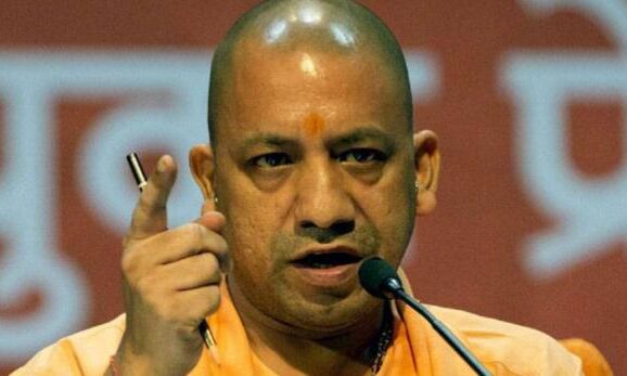 तहसील में बिना रिश्वत नहीं हो रहा काम, समर्थकों संग धरने पर बैठे योगी के विधायक