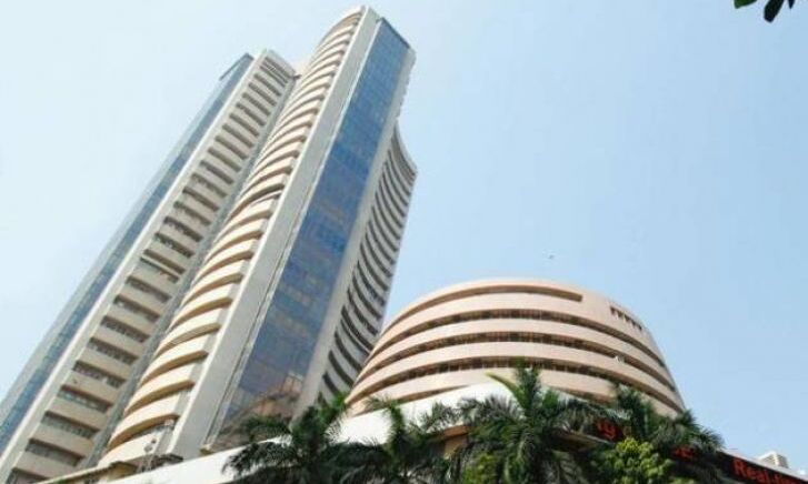 सेंसेक्स और निफ्टी में मामूली बढ़त के साथ कारोबार बंद