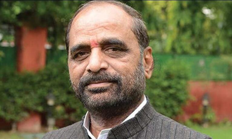 सिखों के धर्मांतरण का मुद्दा गरमाया, पाकिस्तान सरकार से होगी हाईलेवल मीटिंग