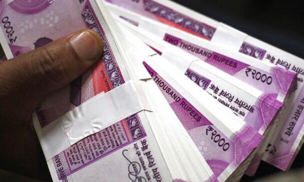 देश के दो बड़े बैंकों को 5643 करोड़ का घाटा, जानिए क्या है कारण