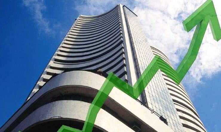 सेंसेक्स 250 अंक से ज्यादा चढ़कर हुआ बंद, बैंकिंग शेयर्स में हुई खरीदारी
