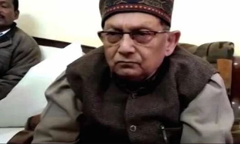 बीजेपी सांसद ने दिया दिन दुखाने वाला बयान- हर देश में मरते हैं सेना के जवान, रोज मरते रहेंगे