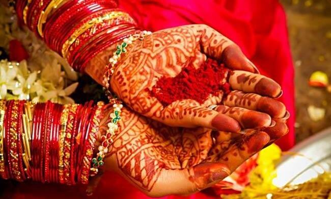 सुहाग की निशानी सिंदूर दे सकता है मौत को दावत, जानिए कैसे