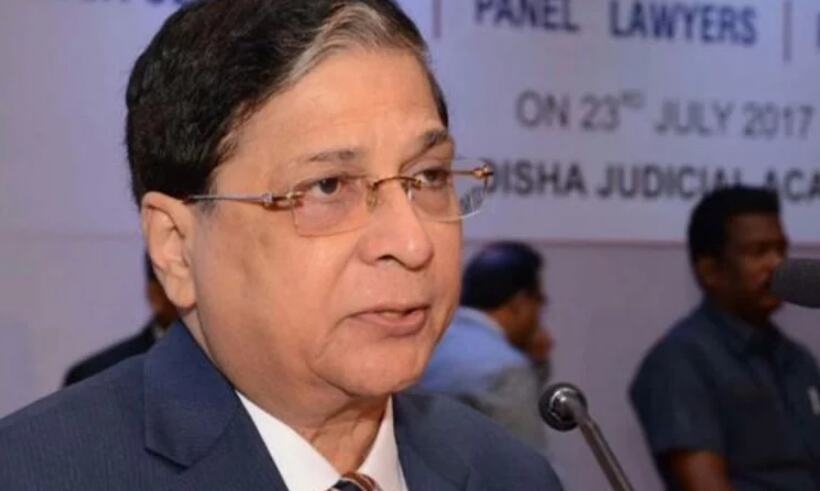 चारों सीनियर जजों को बाहर रख, अहम मुद्दों के लिए CJI ने बनाई संवैधानिक पीठ