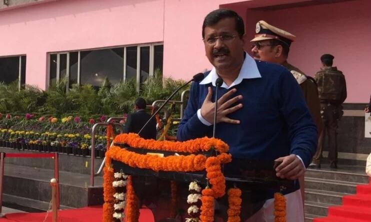 सवालों के घेरे में फसी AAP: किस पर थी बैठक, राशन पर थी तो क्यों नहीं मौजूद थे खाद्य मंत्री