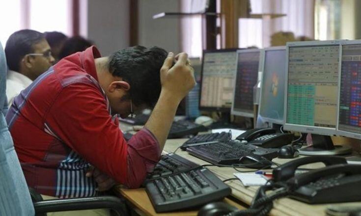 शेयर बाजार में आया भूचाल, सेंसेक्स 1000 अंक गिरा