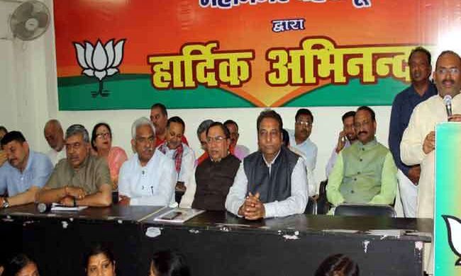 उत्तराखण्ड: भाजपा की बैठक में जुटे महापौर के दावेदार, प्रत्याशी पर नहीं हुई चर्चा 