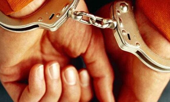 यूपी: अवैध वसूली करते पकड़ा गया विधायक का चचेरा भाई