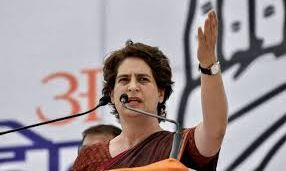 बिगड़ती कानून व्यवस्था पर योगी सरकार पर निशाना: प्रियंका गांधी
