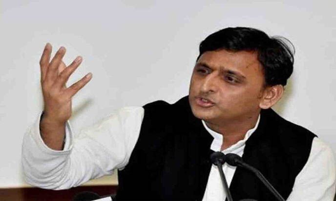 अखिलेश ने बंगला तोड़ने की बात को बताया गलत, कहा- अारोप लगाकर बदनाम कर रही सरकार