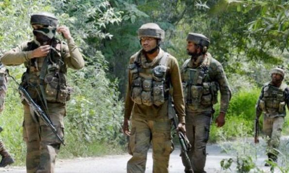 जम्मू कश्मीर: मुठभेड़ में एक जवान शहीद, हमला कर फरार हुए आतंकी