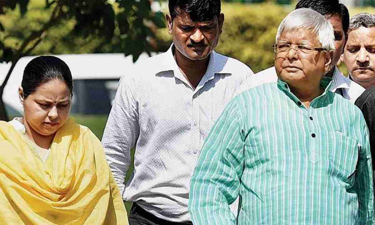घोटालों के लाल लालू प्रसाद को IRCTC घोटाले में मिला समन