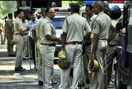 खुशखबर: पुलिसवालों के लिए अच्छी खबर, अब मिलेगी ये शानदार सुविधा खुशखबर: पुलिसवालों के लिए अच्छी खबर, अब मिलेगी ये शानदार सुविधा