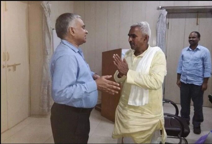 यूपीः भाजपा विधायक ने डीआईओएस के साथ की हाथापाई, डीएम ने किया बीच बचाव