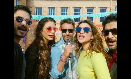 तब्बू को शादी के लिए टोकते रहते हैं अजय, क्या इस वजह से नहीं हुई