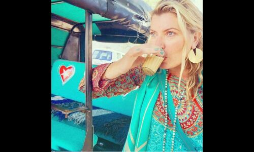 अमेरिका में भारत की देसी चाय बेचकर बनीं अरबपति, जानें इस लड़की की कहानी