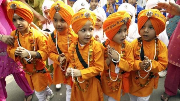 करतारपुर कॉरिडोर पर मोदी सरकार के फैसले के बाद PAK भी बोला- जल्द देंगे GOOD NEWS