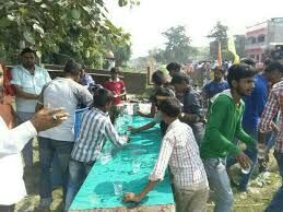 प्लॉस्टर का बड़ा हिस्सा गिरने से तीन छात्राएं घायल; महाराष्ट्र प्लॉस्टर का बड़ा हिस्सा गिरने से तीन छात्राएं घायल; महाराष्ट्र