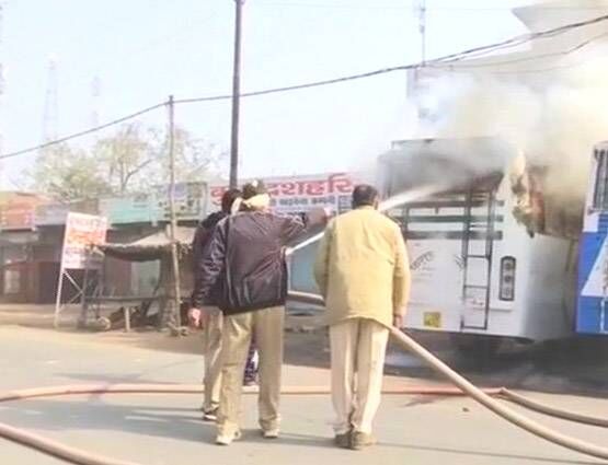 तिरंगा यात्रा में मौत, साजिश की आशंका, कासगंज हिंसा की 14 PHOTOS