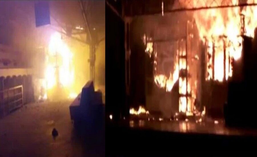अयोध्या जंक्शन पर लगी भीषण आग, ठप्प हुआ रेलगाड़ियों का आवागमन