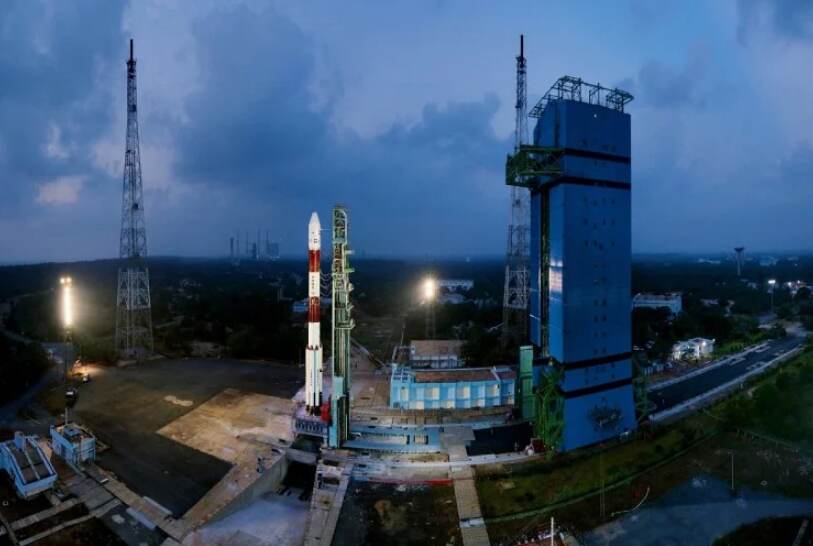 भारत की सैटेलाइट से पाकिस्तान में मची खलबली, विरोध में उगला जहर