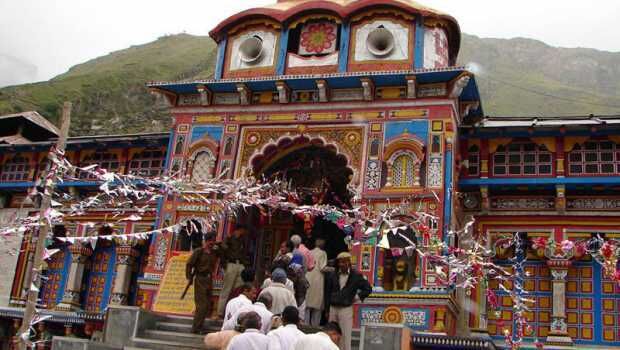 बदरीनाथ धाम में एक माह में पहुंचे 4,28,098 तीर्थयात्री