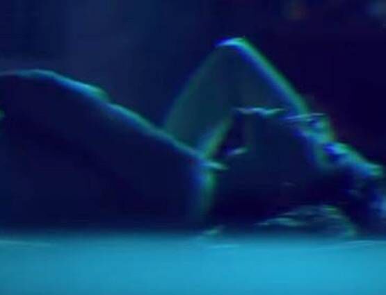 सबसे बोल्ड फ़िल्मी टीजर, रागिनी में इंटीमेट होती दिखीं लड़कियां