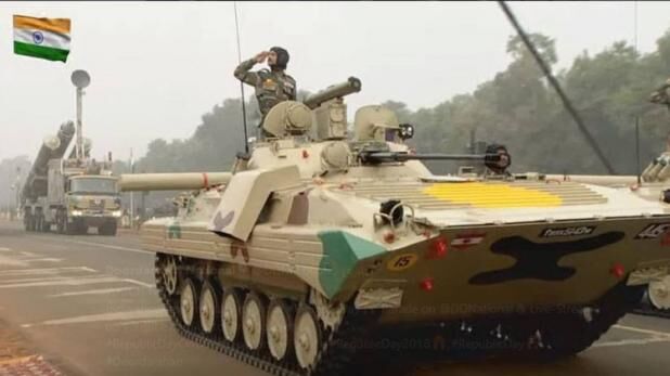 LIVE: राजपथ पर ब्रह्मोस से लेकर T-70 टैंक, दुनिया देख रही मेक इन इंडिया का दम