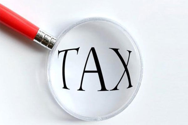 1000 करोड़ के टर्नओवर पर 200 करोड़ की टैक्स चोरी, ऐसे हुआ खुलासा 1000 करोड़ के टर्नओवर पर 200 करोड़ की टैक्स चोरी, ऐसे हुआ खुलासा