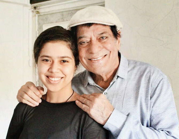 सूरमा भोपाली की बेटी जल्द दिखेंगी फ़िल्मों में, अभी से हो रही है उनकी ख़ूबसूरती की चर्चा:देखें