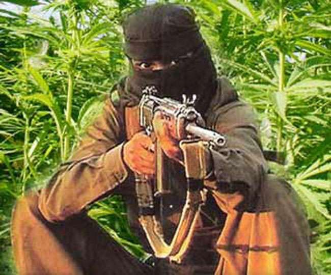 माओवादियों के हमले में पांच पुलिसकर्मी शहीद: झारखंड माओवादियों के हमले में पांच पुलिसकर्मी शहीद: झारखंड