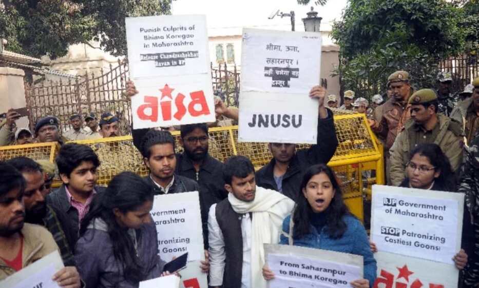 दिल्ली पहुंचा भीमा कोरेगांव दलित हिंसा का मुद्दा, बंद क‌िया गया ये रास्ता