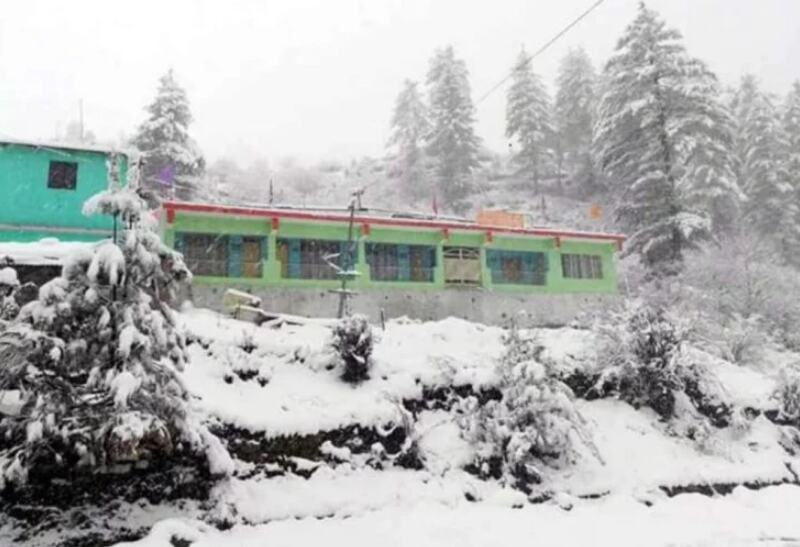 अमेरिका और यूरोप के बाद एशिया में बर्फीले तूफान का कहर