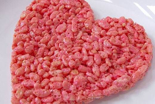 इन रोमांटिक हार्ट शेप डिशेस से अपने प्यार को करें इम्प्रेस