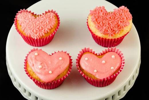 इन रोमांटिक हार्ट शेप डिशेस से अपने प्यार को करें इम्प्रेस