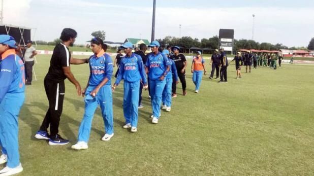 भारतीय महिलाओं ने अफ्रीका से मैच हारा, लेकिन सीरीज 2-1 से जीती