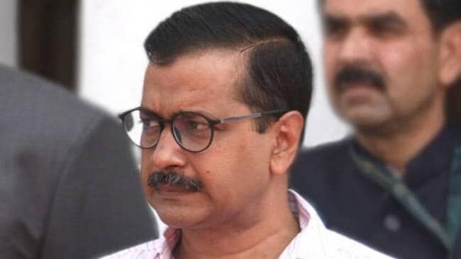 दिल्ली पुलिस की बर्बरता निंदनीय: केजरीवाल दिल्ली पुलिस की बर्बरता निंदनीय: केजरीवाल