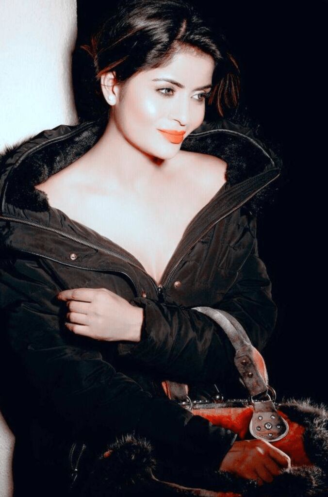 ये है एशिया की सबसे खूबसूरत लड़की, यकीन नही तो आप ही देख लो तस्वीरें