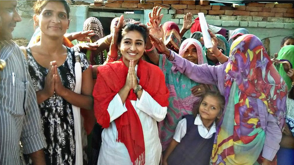 ये रिश्ता क्या... की एक्ट्रेस गांव-गांव जाकर मांग रही हैं वोट, ये रिश्ता क्या... की एक्ट्रेस गांव-गांव जाकर मांग रही हैं वोट,