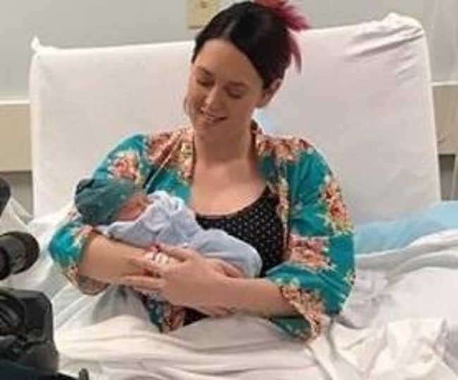 अमेरिकी रेस्त्रां की अनोखी टैग लाइन खाने की ही नहीं बच्चों की भी डिलीवरी में करते हैं मदद