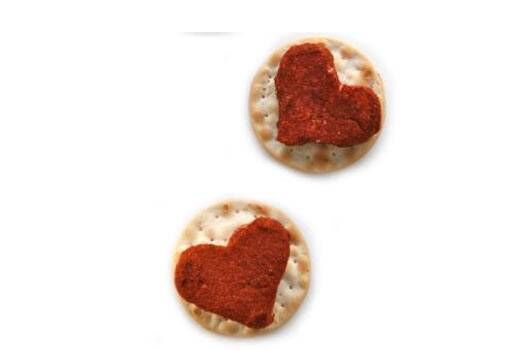 इन रोमांटिक हार्ट शेप डिशेस से अपने प्यार को करें इम्प्रेस