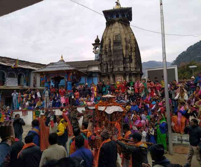 शीतकाल के लिए ओंकारेश्वर मंदिर में विराजमान हुए बाबा केदार