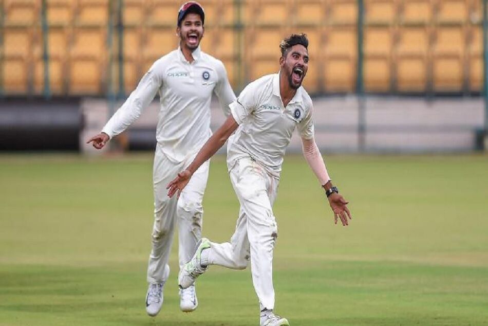 BCCI ने विहारी और सिराज टेस्ट टीम से किया रिलीज, विजय हजारे ट्रॉफी के लिए खेलेंगे BCCI ने विहारी और सिराज टेस्ट टीम से किया रिलीज, विजय हजारे ट्रॉफी के लिए खेलेंगे