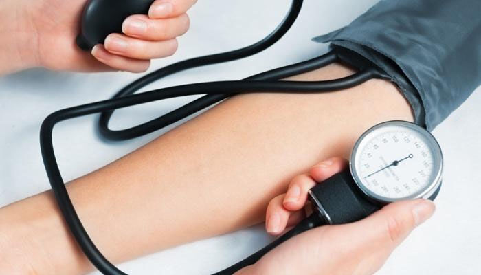 बीमारी जिसे कहा जाता है साइलेंट किलर, इग्नोर न करें इसके 8 संकेत